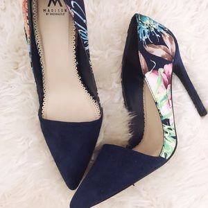 Shoedazzle Blue Suede heels